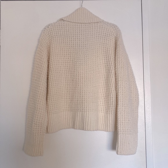 Halston White Sweater - Picture 2 of 4